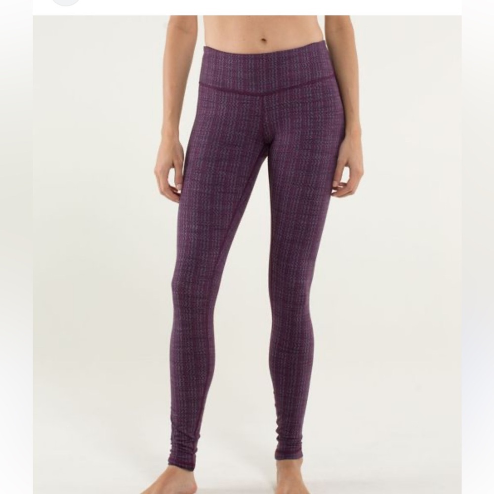 Lululemon Wunder Under Textured Purple Legging Size Small